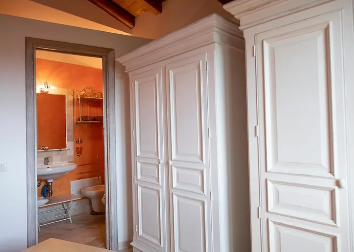 Dalia Punta Molara Villa *