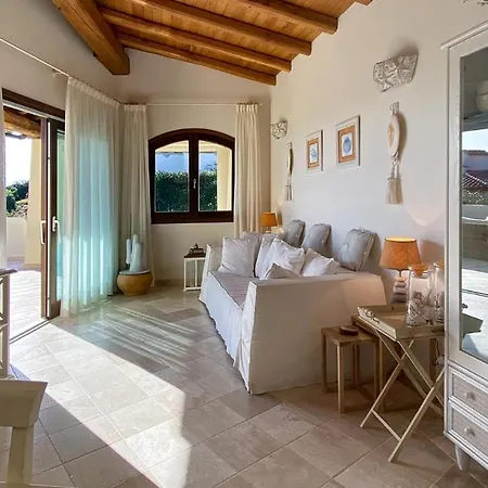 Dalia Punta Molara San Teodoro *