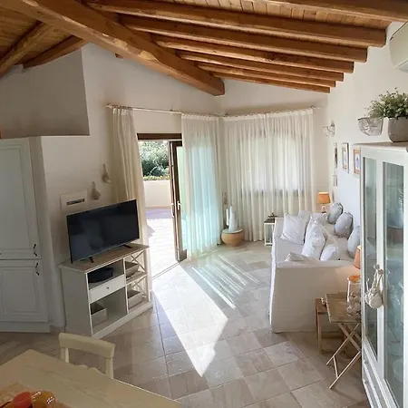Dalia Punta Molara San Teodoro *