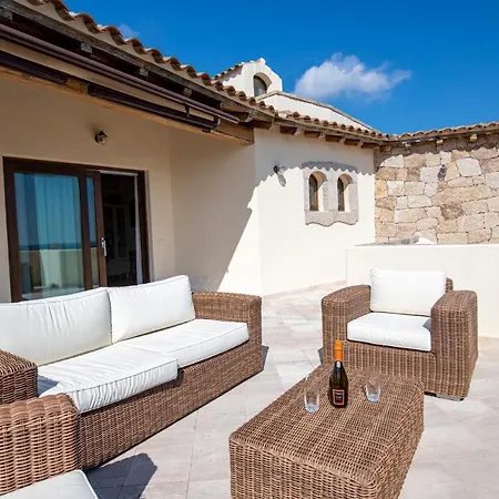 Dalia Punta Molara San Teodoro