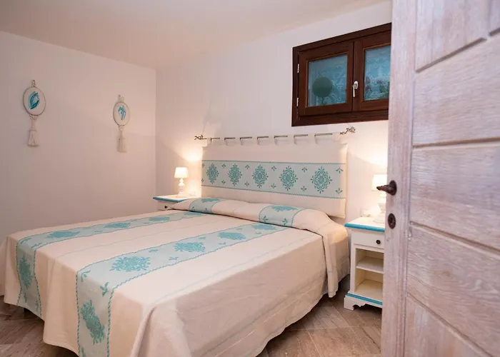 Dalia Punta Molara * San Teodoro (Sardinia)